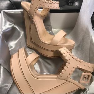 Nude wedges